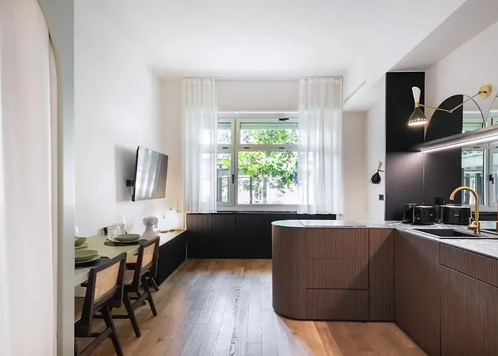 Easylife - Elegant Apartment In Sant\'Ambrogio